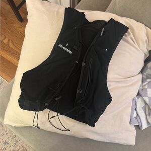 Salomon Black Hydration Vest